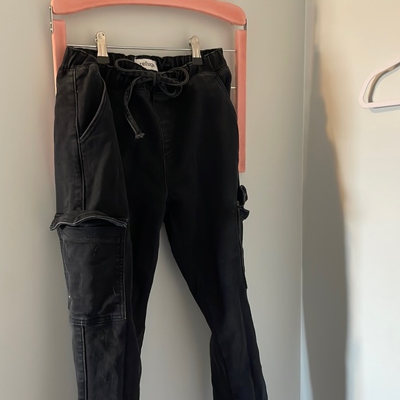 Joggers - Picture 1 of 3